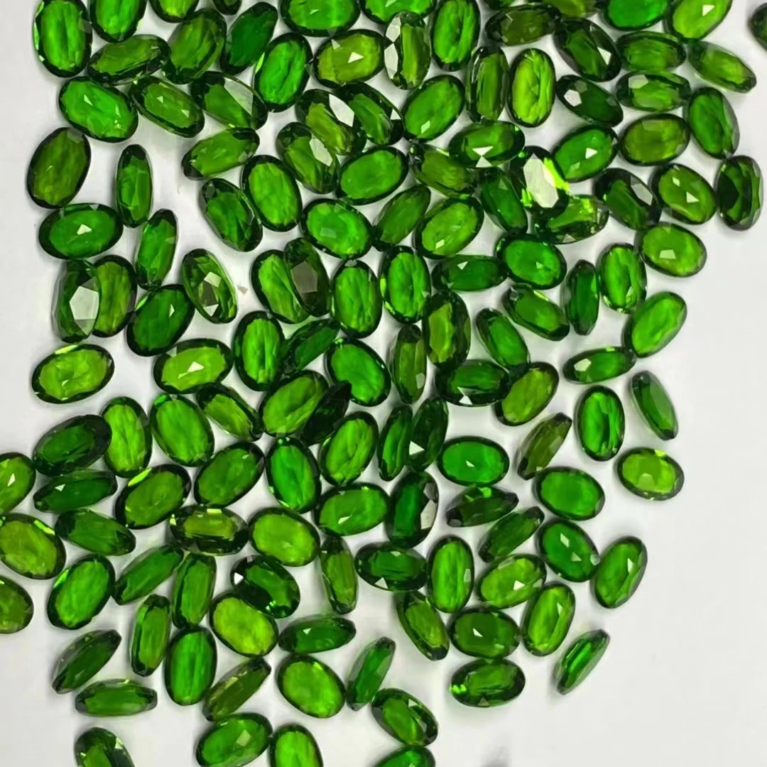 

20 шт./лот 3*4 мм ~ 4*6 мм высшего качества натуральный зеленый диопсид