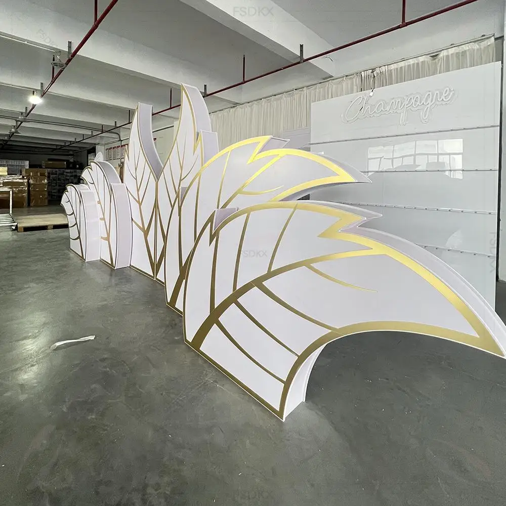 

High Quality Golden Acrylic White PVC Backdrop Luxury Wedding Stage Backdrop For Sale