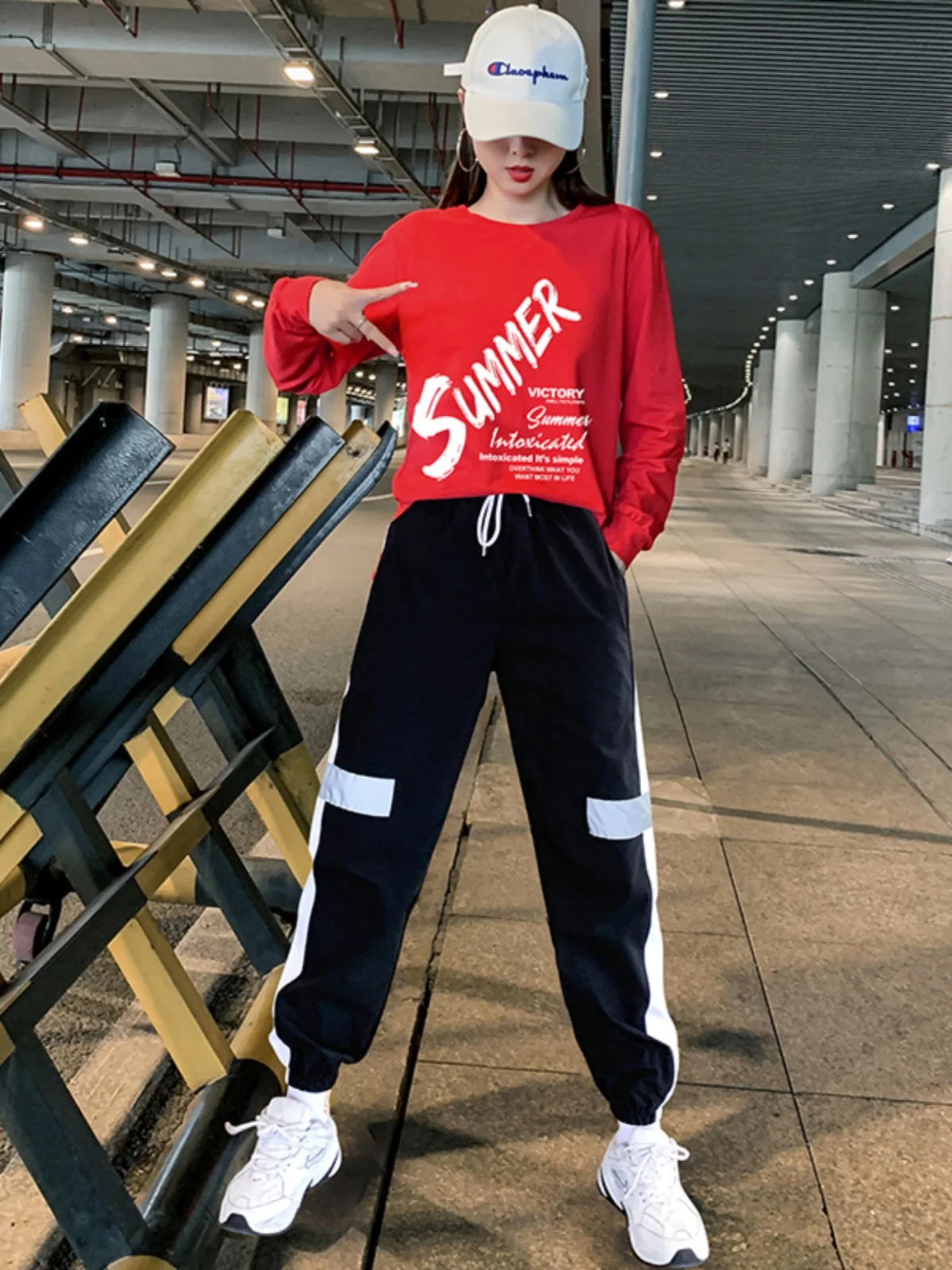 

Женская повседневная спортивная одежда, танцевальный костюм для фитнеса, комплект упражнений для бега, весна-лето, удобный комплект из смеси хлопка, комплект из двух предметов