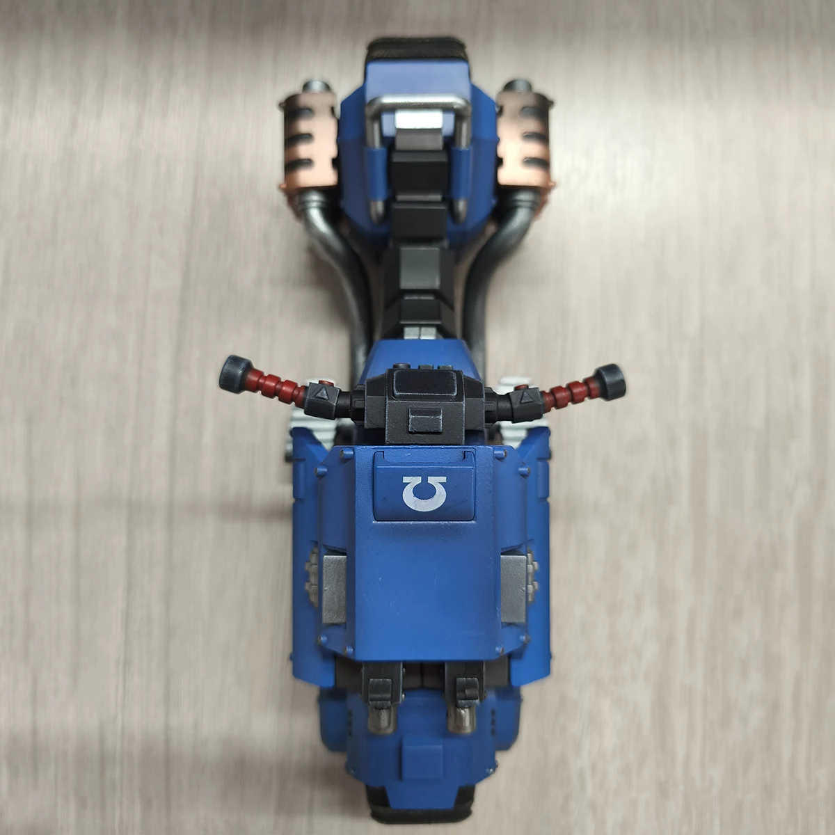 JOYTOY Warhammer 40K Ultramarines Outriders عمل الشكل دراجة نارية لعبة مجسمة دمى جمع الحلي سلسلة Ultramarines #2