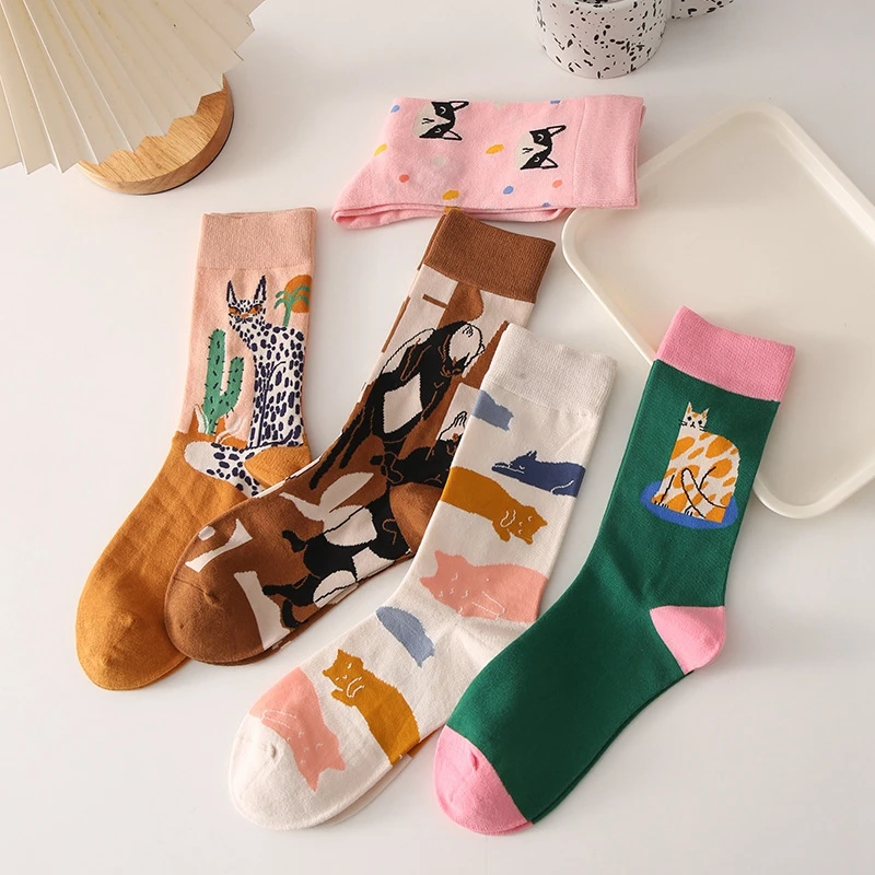 Cute Woman Socks Autumn New Fashion Colorful Cartoon Animal Cat Creative Funny Socks Novelty Socks Laday Holiday Gift