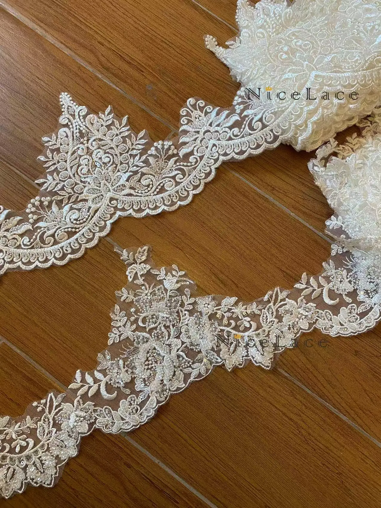 

Luxury Ivory Embroidery Lace border Exquisite Embroidered Ribbons Trim with beads and sequins for bride novias Dresses