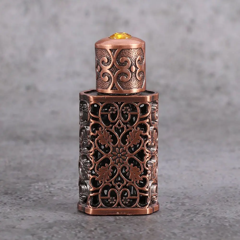 Bottiglia riutilizzabile in metallo anticato da viaggio Contenitore cosmetico Bottiglia di oli essenziali Bottiglia regalo decorazione di nozze