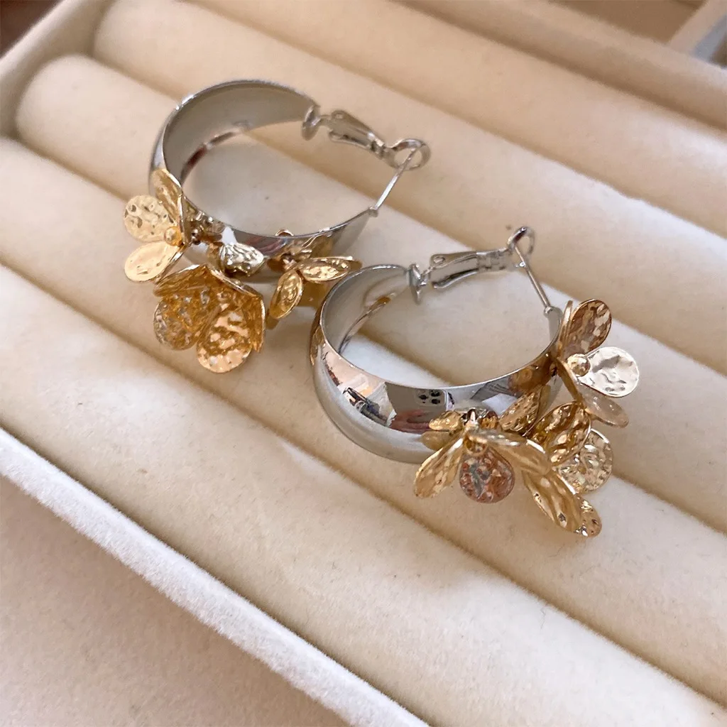 Vintage Two‑Tone Metal Hoop Earrings Textured Petal Flower Dangle Earrings Women Exaggerated Floral Drop Jewelry for Party