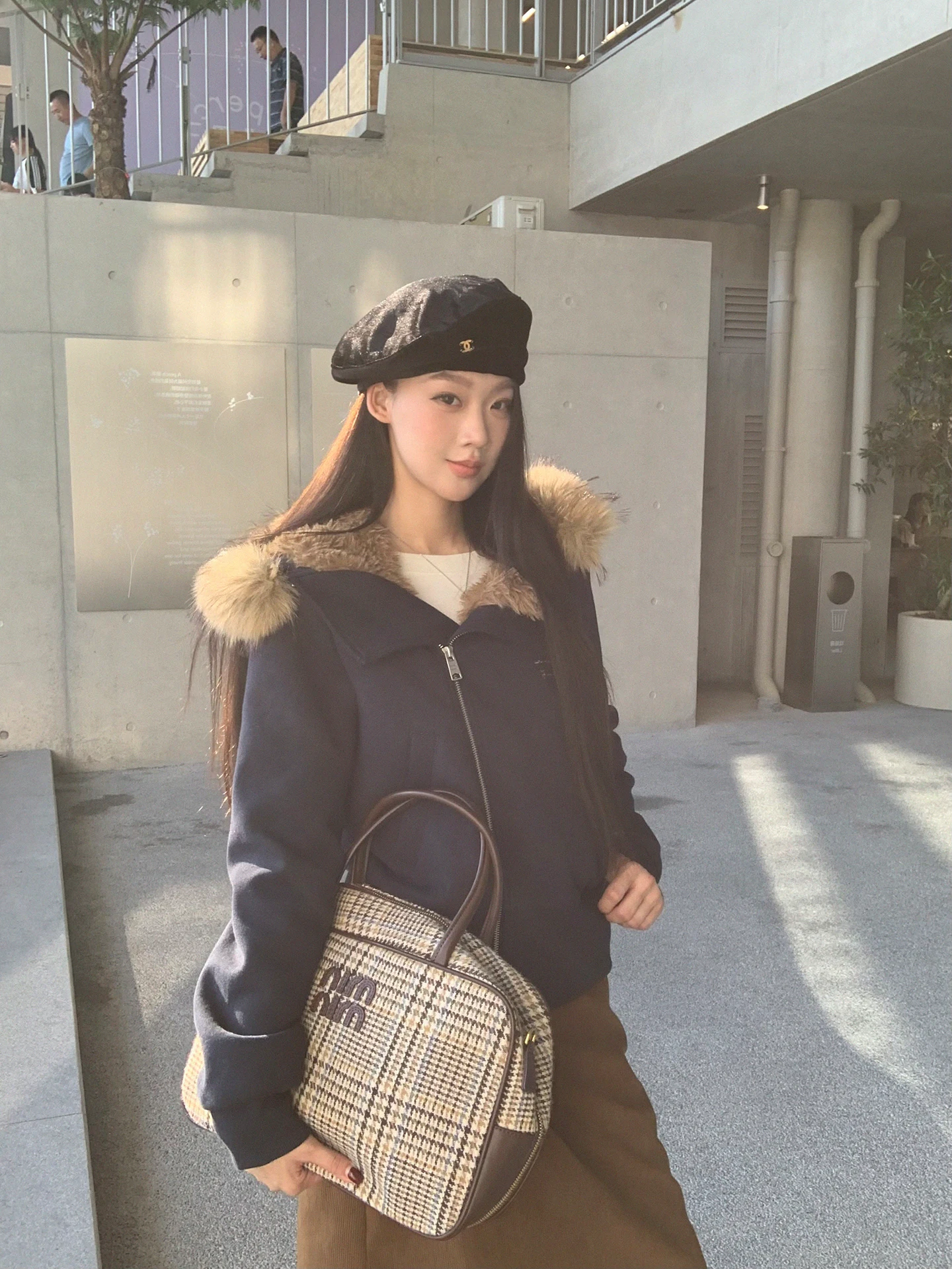 

Red Celebri Studio Thiened Cotton Jaet Women's Autumn Winter New Sle Beautiful Fur Collar Cotton Coat Long Sve Zipper