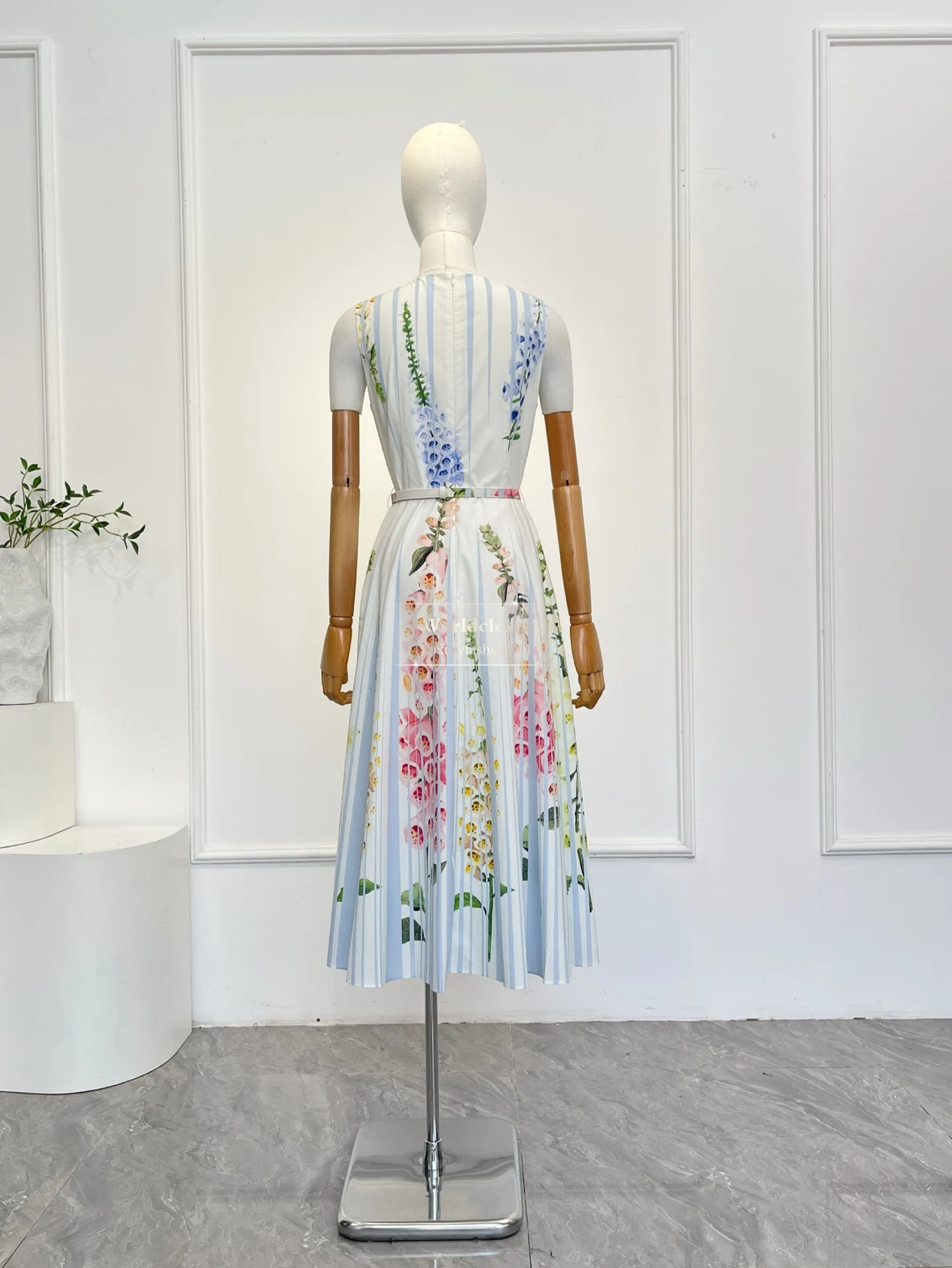 

2026 New Spring Summer Women's Light Blue Striped Floral Print Sleeveless Midi Dress with Belt
