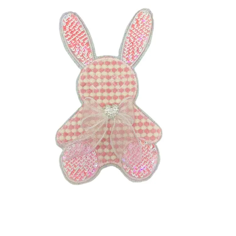 1PCS Embroidered plush fabric beaded sequin rabbit bear cartoon embroidery patch sweatshirt embroidery badge fabric patch