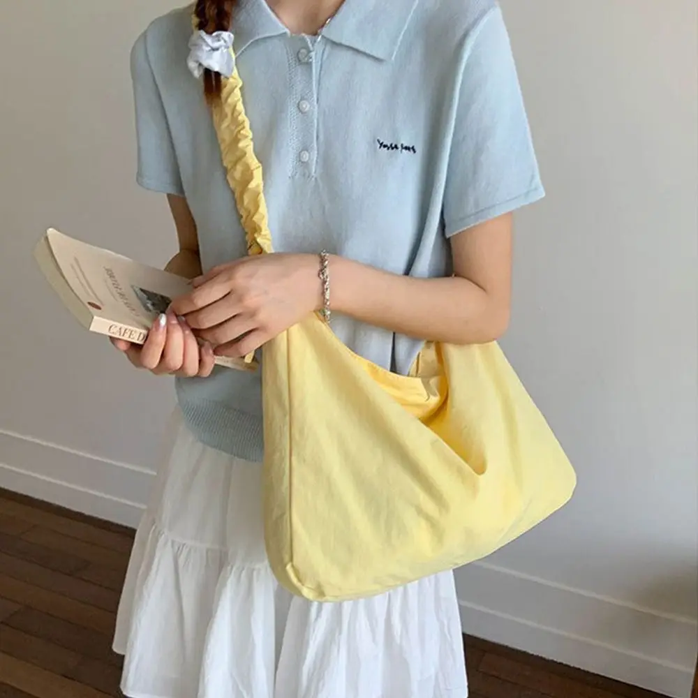

Casual Solid Color Pleated Shoulder Bag Large Capacity Simple Nylon Crossbody Bags Leisure Students Underarm Bag Women