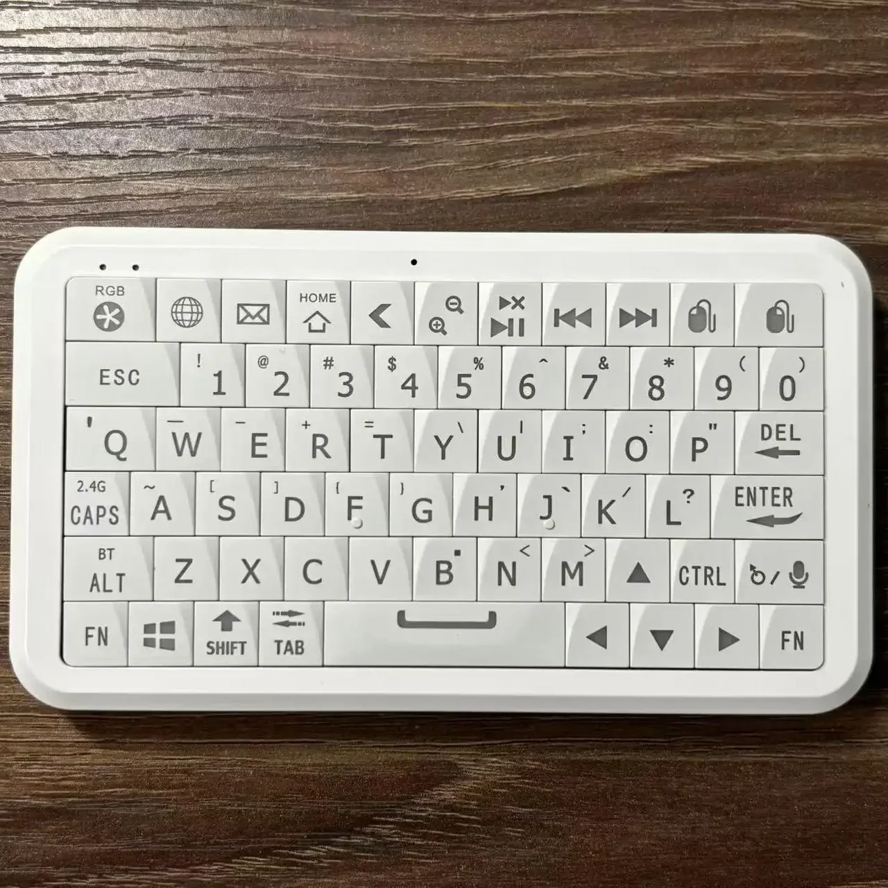 Winmaxle ModelB1 Mini Keyboard 2.4G Bluetooth Smart Keyboard RGB Multi-system Compatible Portable Handheld Keyboard Gift