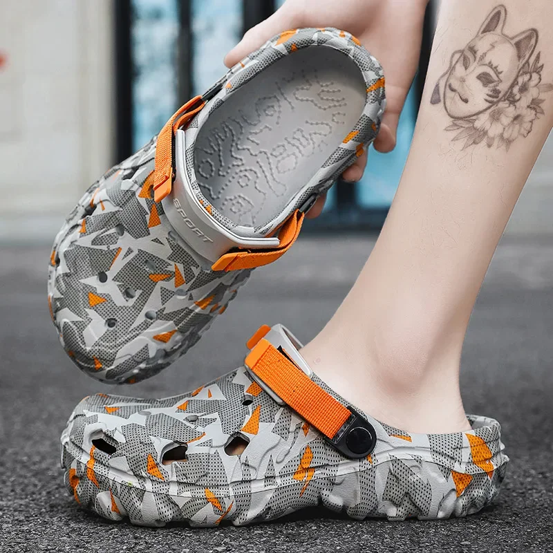 Men's Slippers Fashion Beach Sandals Anti Slip Thick Sole Slippers Lightweight Summer Flip Flops Garden Shoes Men Clogs Shoes