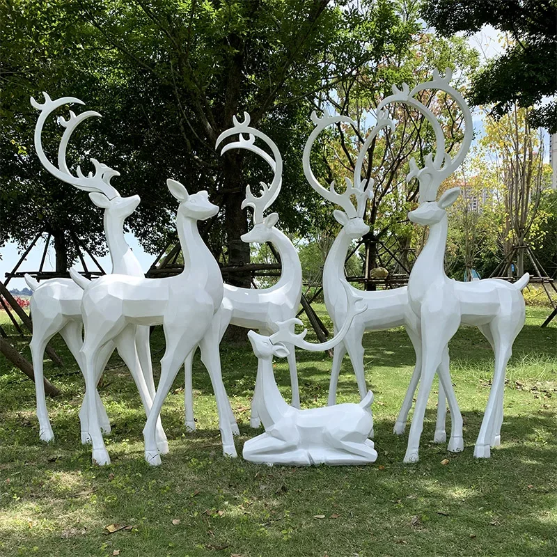 Wyj Geometric Sika Deer Painted Grp Sculpture Landscape Furnishing Articles Outdoor Decorations