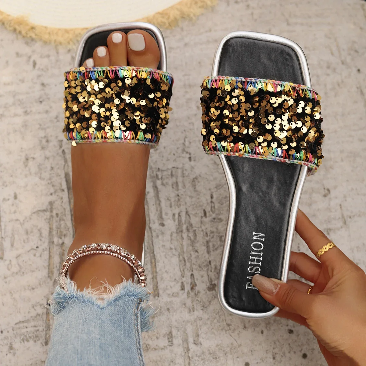 

Women Slippers Summer Comfortable Fashion Beach Sandals Sexy Square Toe Flat Shoes Lightweight Casual Home Slippers Slides Women