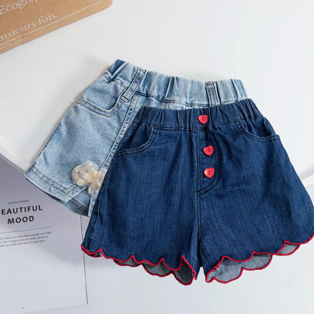 

0-6Years Old Baby Girls Denim Shorts 2024 Summer Kids Girl Short Jeans Casual Korean Style Love Button Bow Design Hot Pants