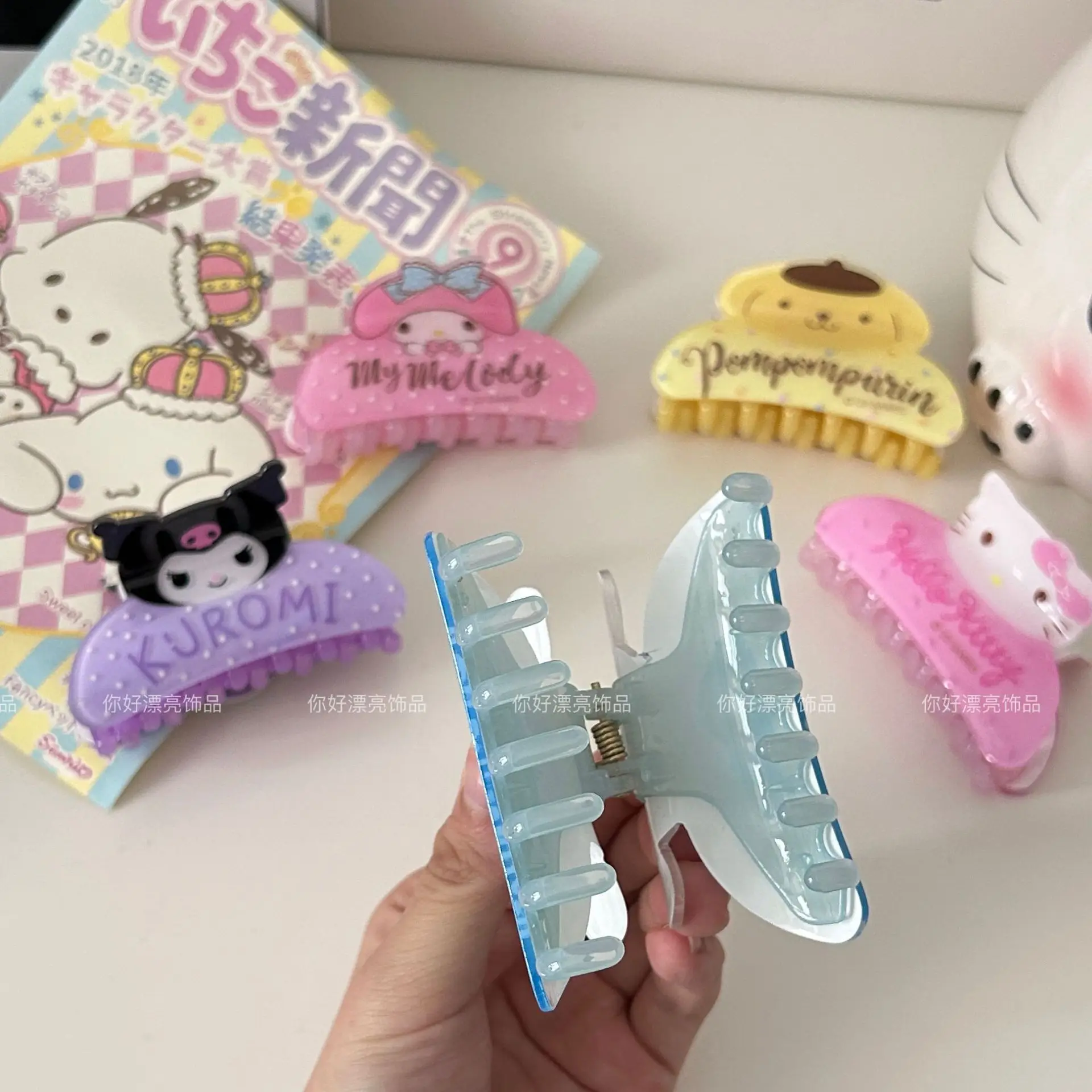 Pince à cheveux dessin animé petit Animal Sanrio, griffes mignonnes et douces à l'arrière de la tête, épingle à cheveux, couvre-chef, pinces requin en acrylique Kawaii