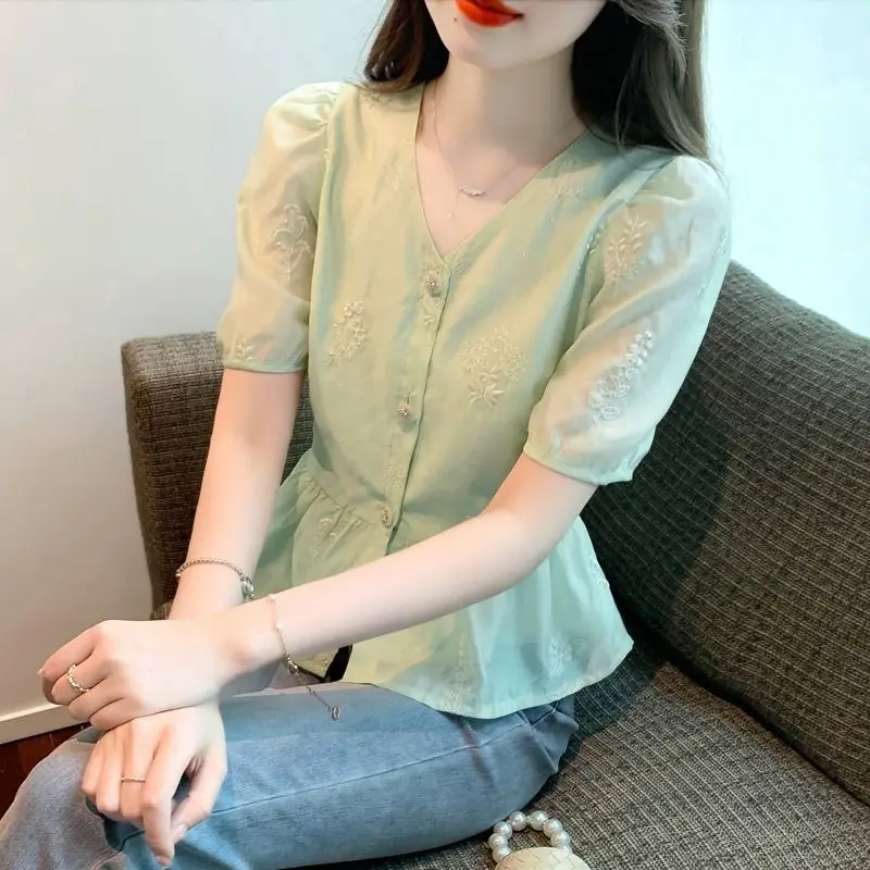 

Summer French V-neck Short-sleeved Chiffon Shirt Women 2025 New Waist TopYY226