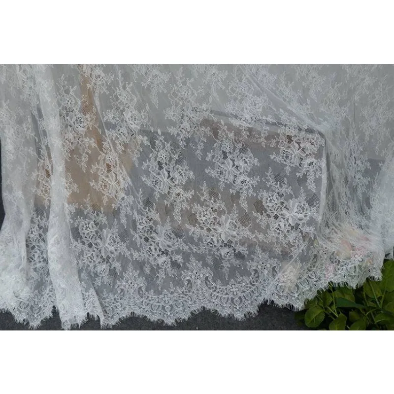 

Экспортные высококачественные тонкие ресницы, кружево, кружевная ткань, прозрачная сетка, одежда, свадебные аксессуары, ширина 1,5 метра.