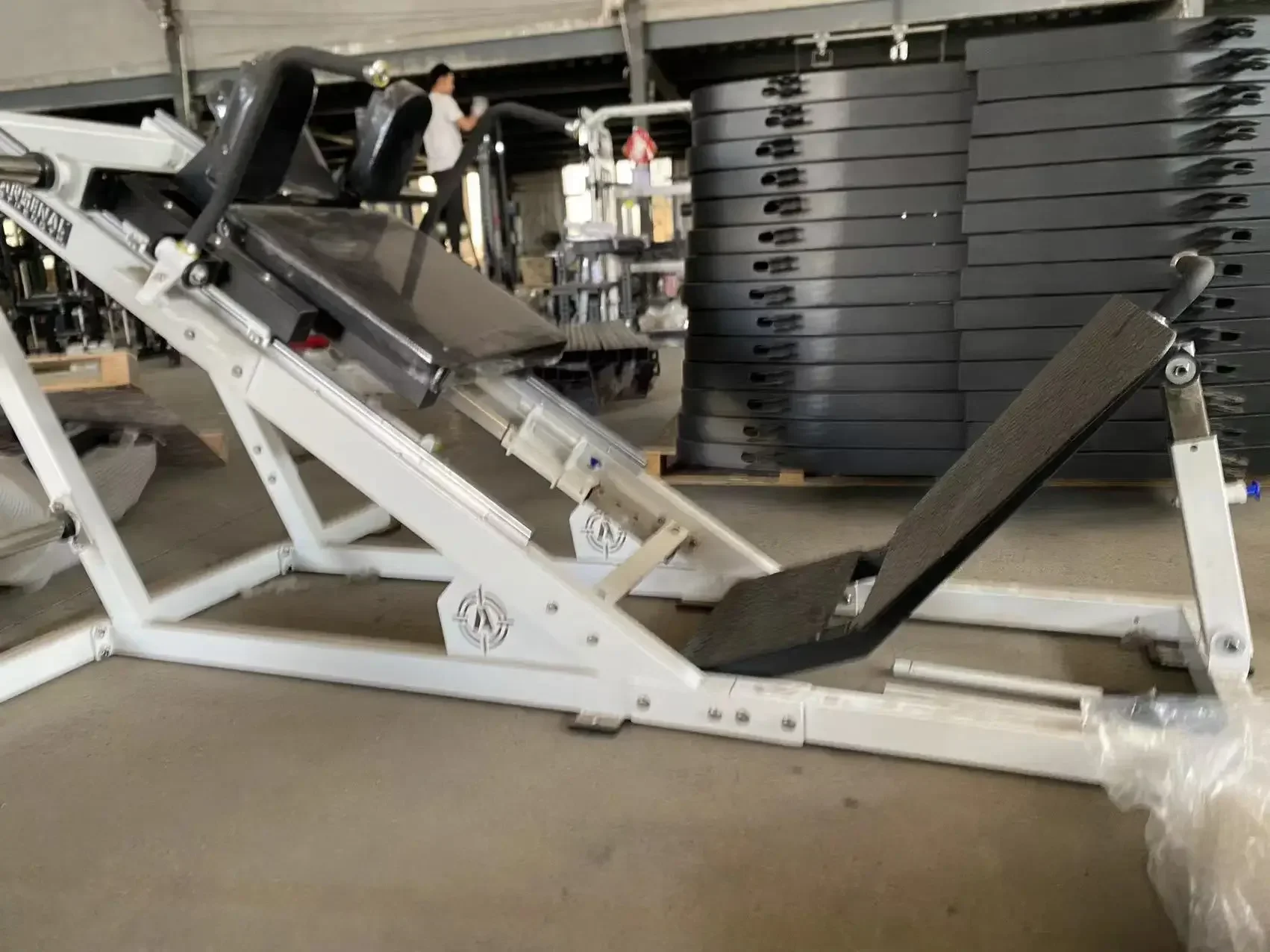 Gym Equipment for Sale Body Building Hack Squat Leg Press Leg Training Gym Equipment for Home Fitness Equipment Waist