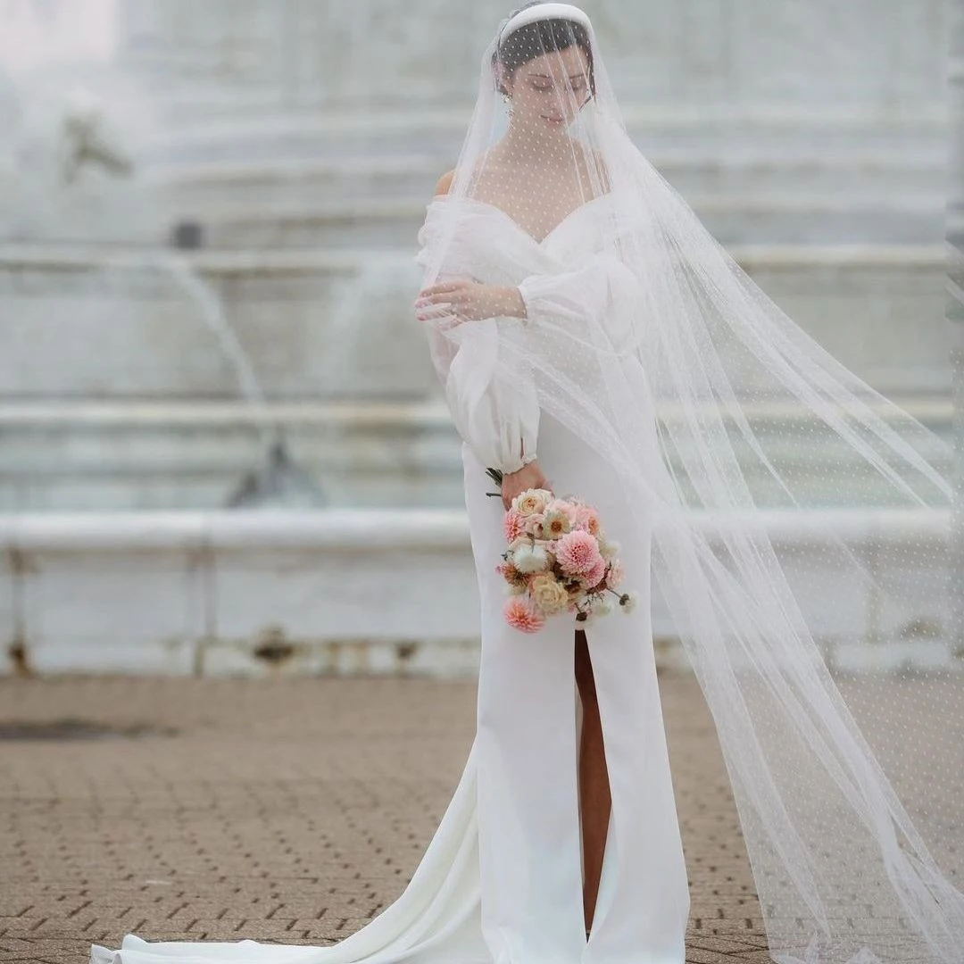 Puff manga longa cetim elegante vestidos de casamento 2022 fora do ombro tribunal trem vestido de noiva dividir querida vestidos de casamento