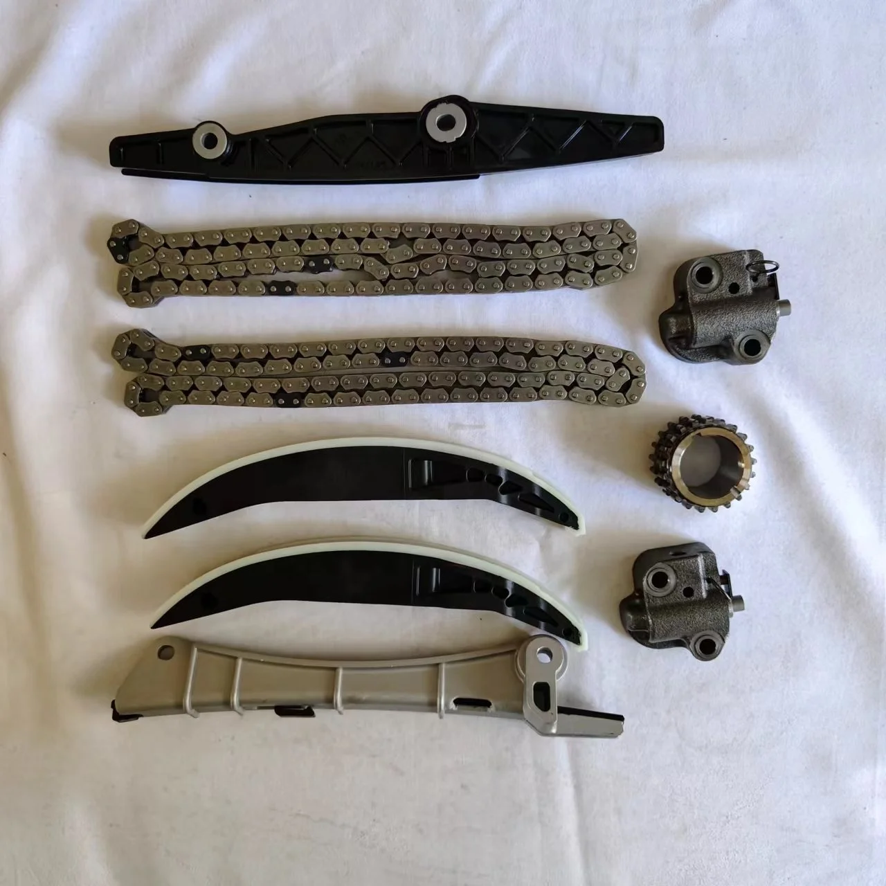 Комплект цепи ГРМ AJ для двигателя Escape Taurus Freestyle 3.0L 2001-2007 AJ YF1Z6268AA YF1Z6C266BA KM-17