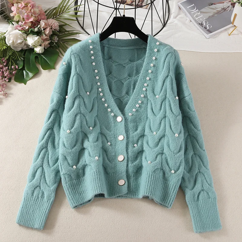 2023 new fashion all-match knitted outer wear sweater Sweet beaded V-neck knitted cardigan women\'s spring