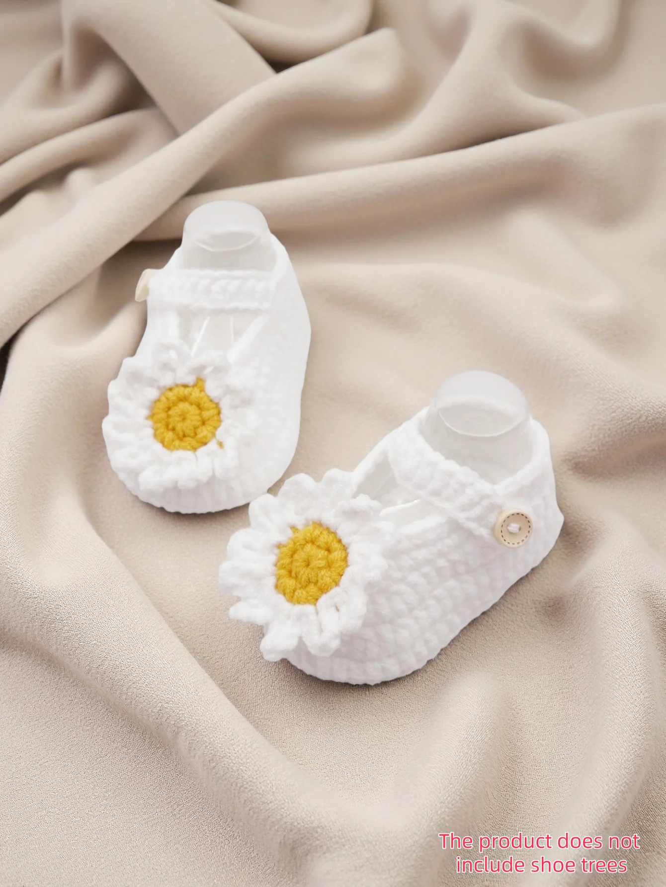 1 Pair Crochet Baby Booties with Daisy Flower, White, Knit Infant Shoes with Button Strap, Newborn Girl
