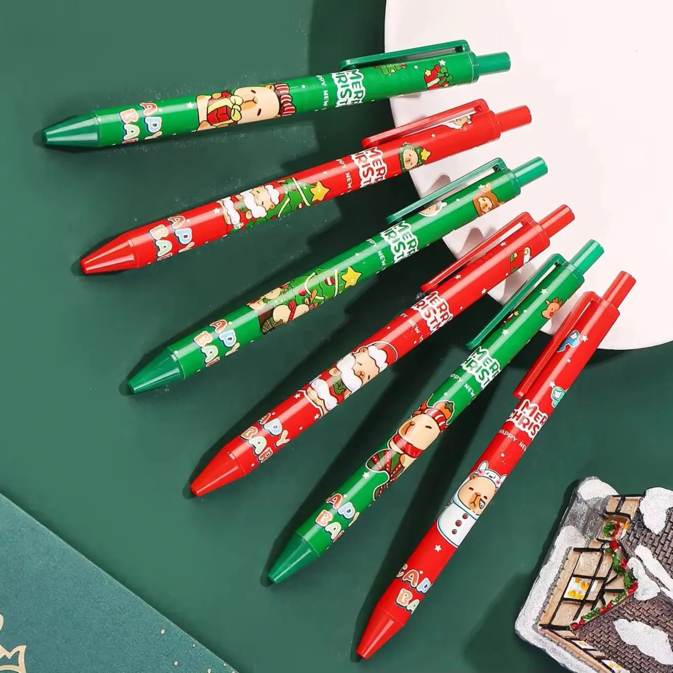 

12 шт./лот, новая рождественская капибара, нейтральная ручка, милый мультяшный студент, 0,5 мм, ручка для письма с черными чернилами, ручки ST, рождественские канцелярские принадлежности