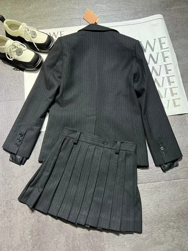 Designer's retro striped double-layer wool suit jacket two-piece Fall 2024 women's new + pleated sexy skirt fashion suit