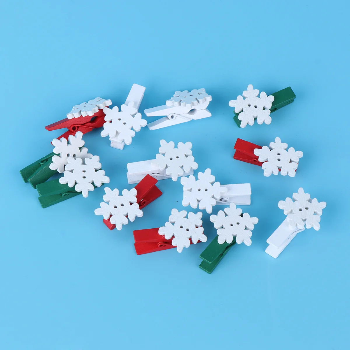 

30Pcs Wooden Photo Clips Christmas Snowflake Design Colorful Photo Pins Memo Holder for Note Card Christmas Decor