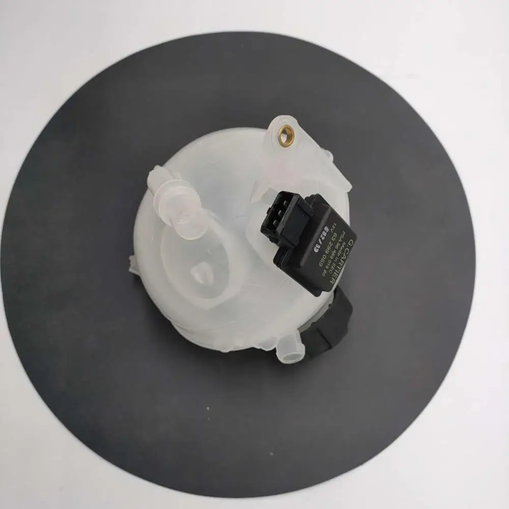 130381 Suitable for Peugeot 3008 5008 RCZ  for Citroen C4 Antifreeze Kettle Packing Expansion Kettle，(Instrument Parts & Accesso