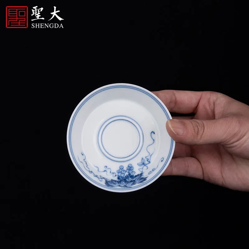 |grape squirrels and near the ancient masters cup hand-painted ceramic grain lamp cup jingdezhen all hand sample tea cup