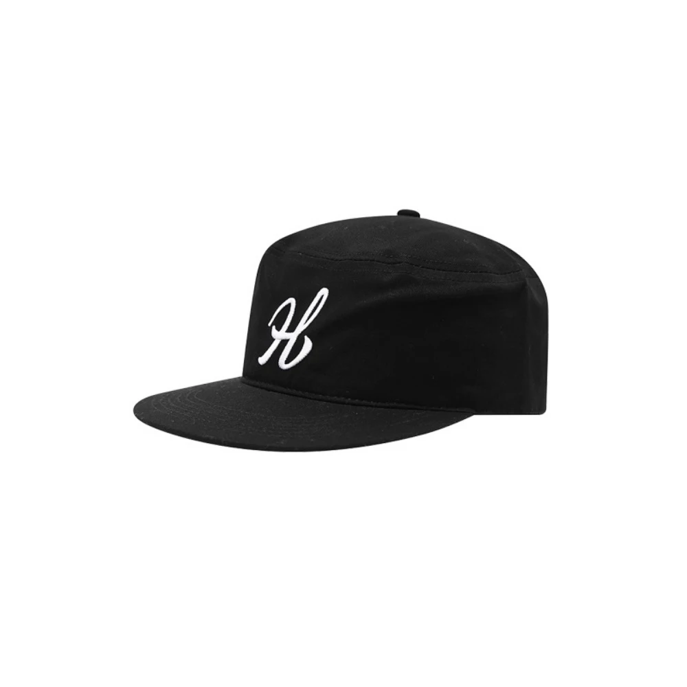 Three Hand-Written H Embroidery Logo Baseball Caps in American Street Style, Suitable for Skateboarders and Workwear.