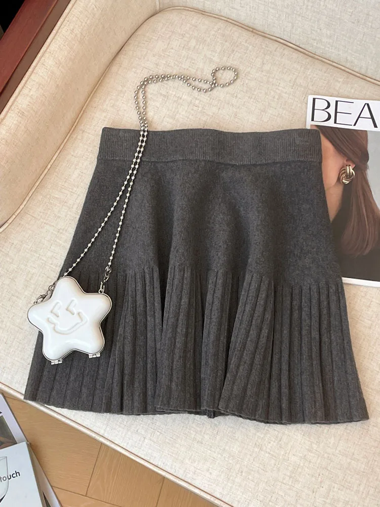 Autumn Winter Fashion New Design High Quality Solid Sexy Mini Short Skirt Women Sweet Simple Slim A-line Pleated Skirt Aesthetic