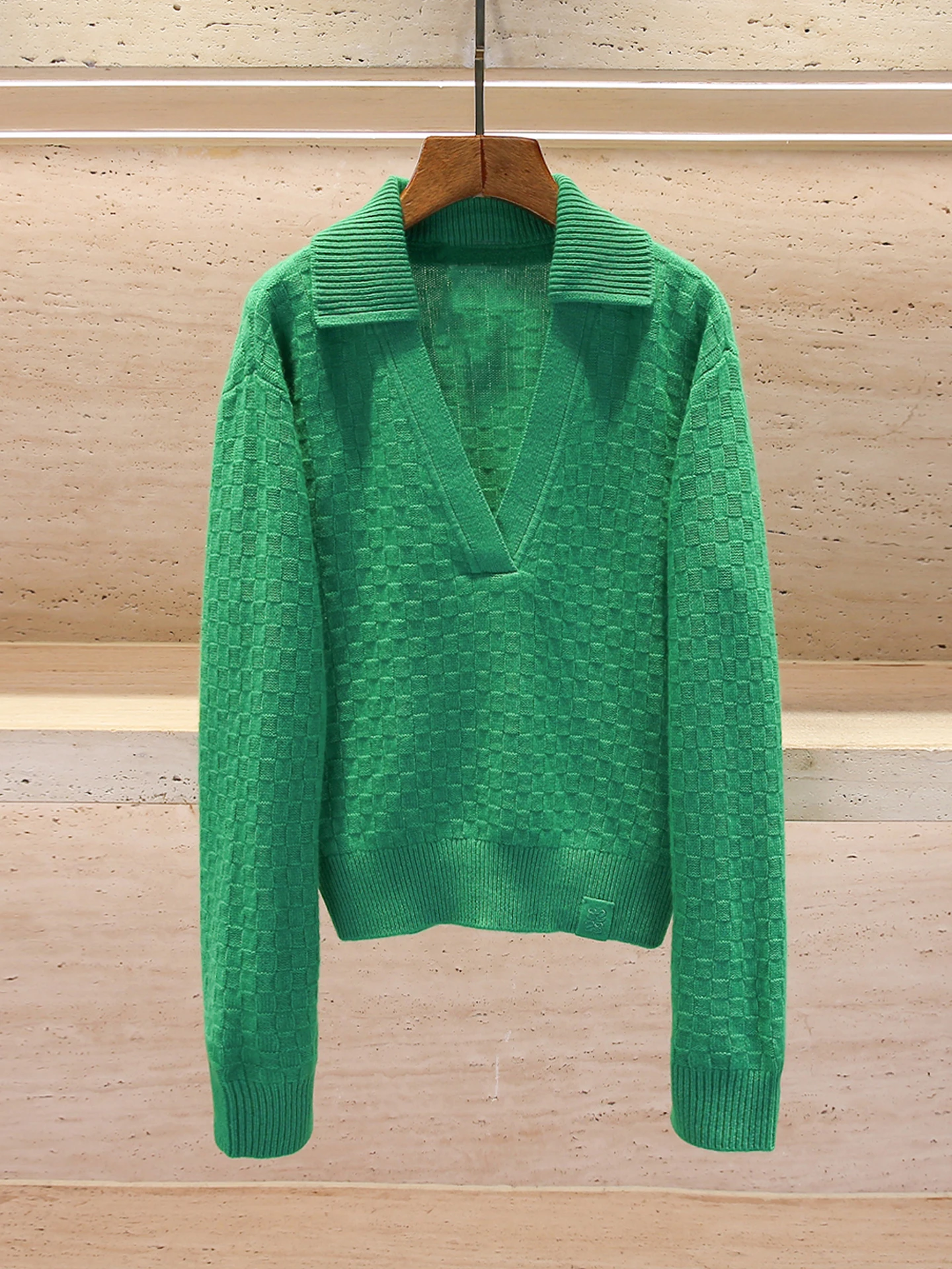 

Высококачественный женский клетчатый трикотажный свитер с v-образным вырезом, осень-зима, удобный мягкий средний тонкий длинный топ све