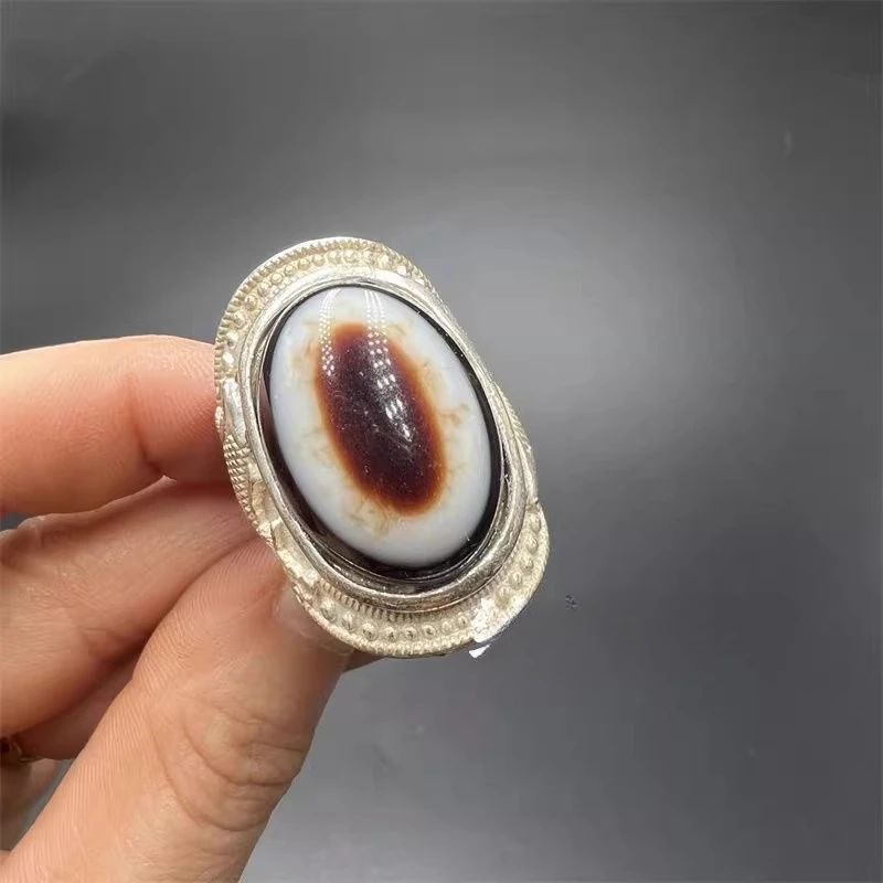 

Antique collection, Tibetan silver inlaid with a glance of dzi beads, agate, eye ring, couple ring.