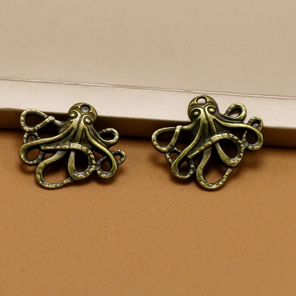 

20Pcs Charm Pendant Set Made of Alloy Simple Stylish DIY Jewelry Making Accessories for Necklace Bracelet Cellphone Decor