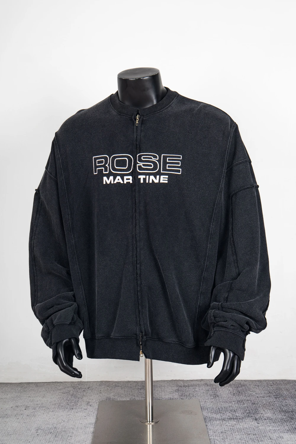 سترة بسحاب من مارتين روز باللون الأسود 25fw للرجال والنساء سترات عالية الجودة #1