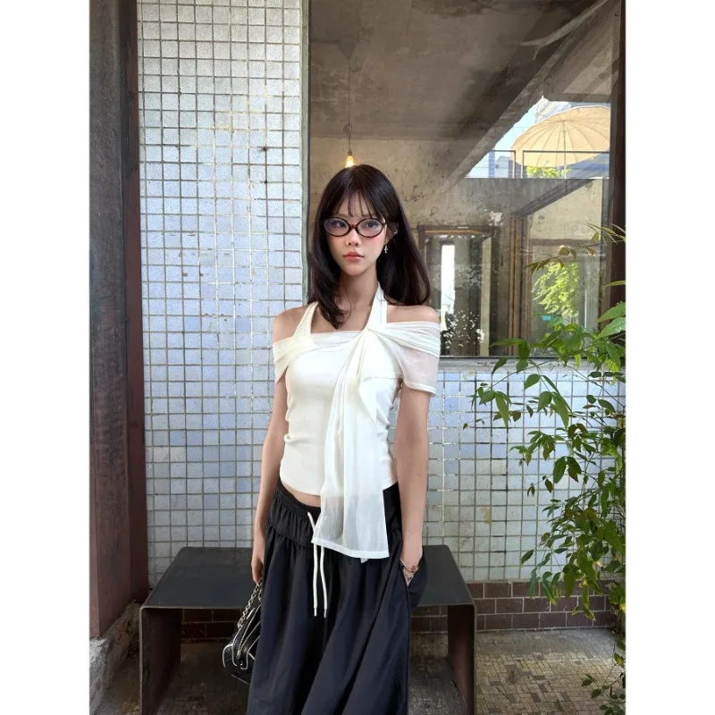 

Deeptown White Off Shoulder Halter Women T-Shirts Sleeveless Korean Fashion Cropped Tees Slim Irregular Gyaru Aesthetics Summer