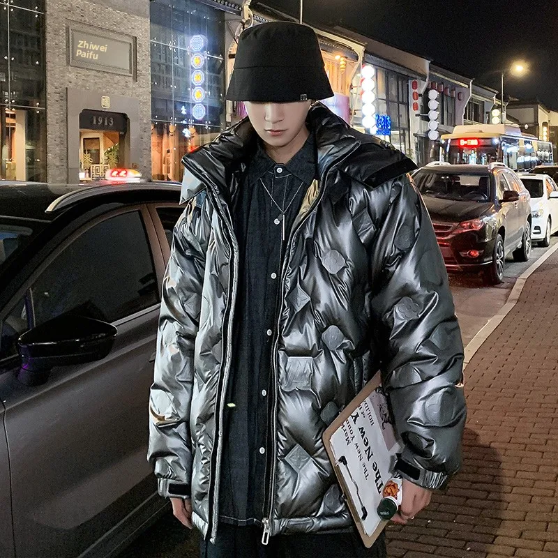 

Faionable Youthful Men's down Jaet 2025 New Sle Loose Bright Surface Emed Outerwear Korean Sle Casual Coat