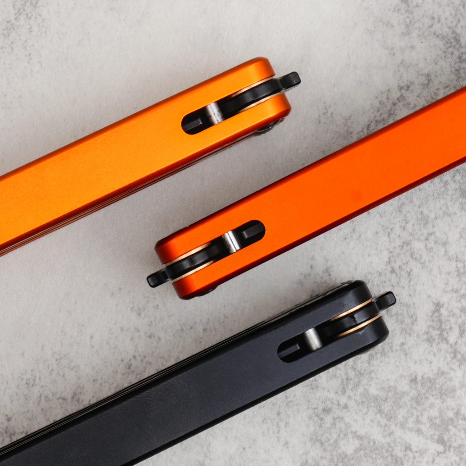  Portable Folding BALISONG Trainer, Aluminum alloy Pocket Practice Training Tool, No blade, practice using it