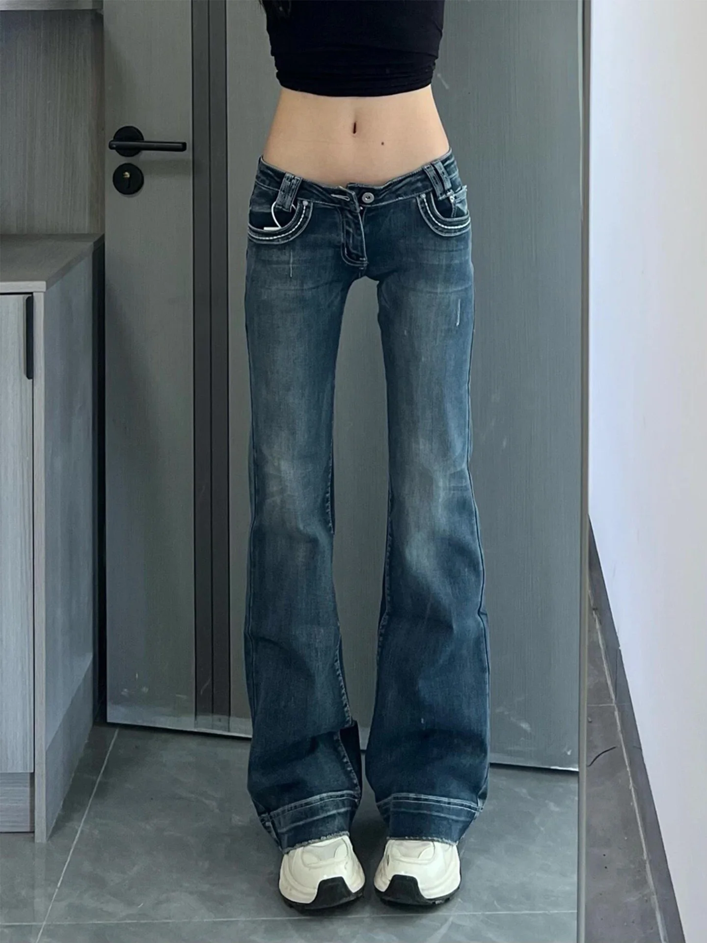 

Slim Fit Deep Blue Denim Jeans Women's Spring Summer New Style Washed out Micro Flared Pants Low Waist Zipper Pocket Detail