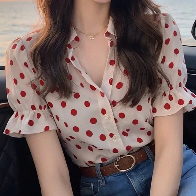 

Polka Dot Shirts And Blouses Korea Turn Down Collar Fashion Woman Blouse 2024 Petal Sleeve Ruffles Ladies Top Female Clothes New