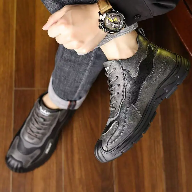 2026 Winter men's cotton boots with added insulation for warmth anti-slip and wear-resistant leather surface casual snow boots