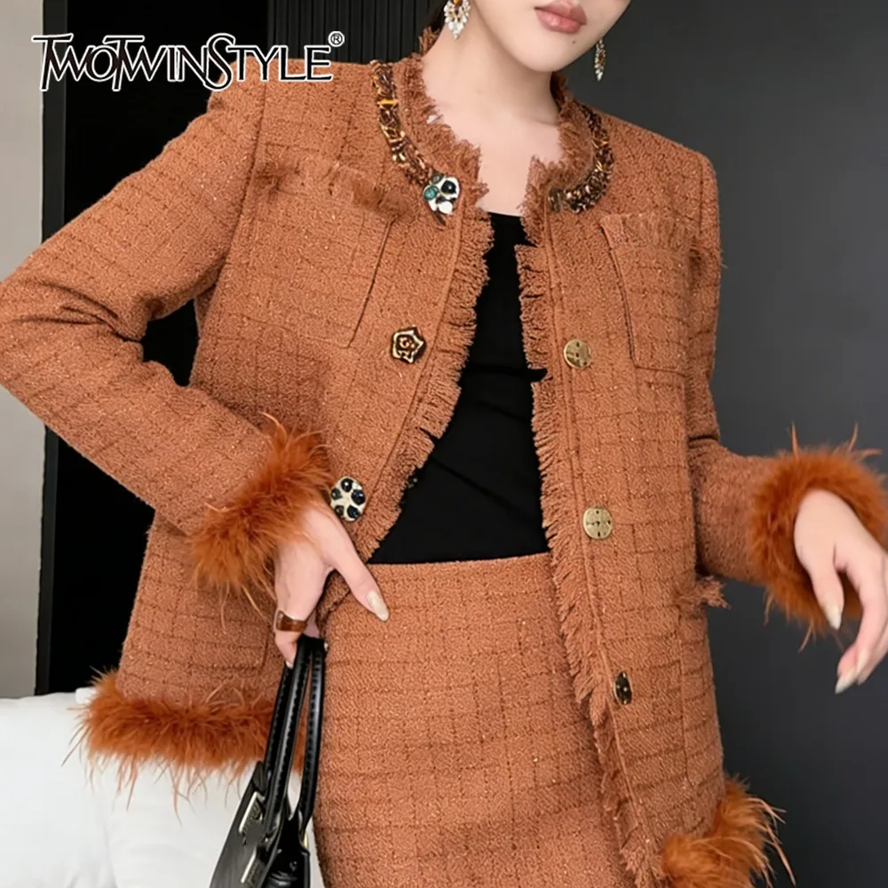 

TWOTWINSTYLE оранжевый комплект из двух предметов с сращенными пуговицами, женская куртка с круглым вырезом и длинными рукавами, элегантный роскошный женский комплект с юбкой, новинка осени