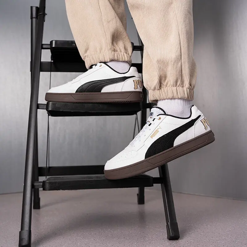 

2026 New Puma 395082-09 Classic Skate Sneakers With Contrast Stripes