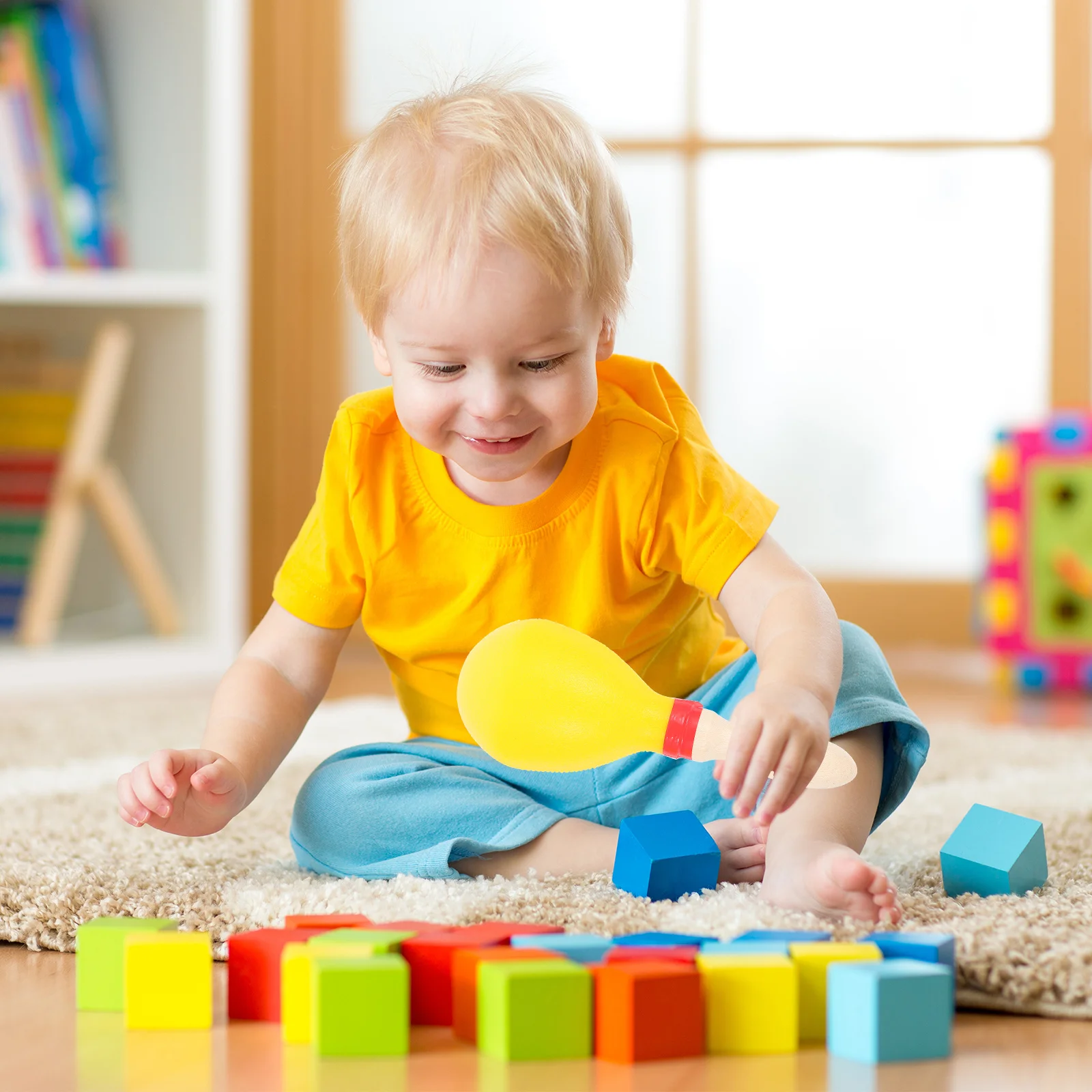 زوج واحد من أدوات قرع ماراكاس الخشبية لتطوير الوعي الموسيقي، لون بسيط ورقيق