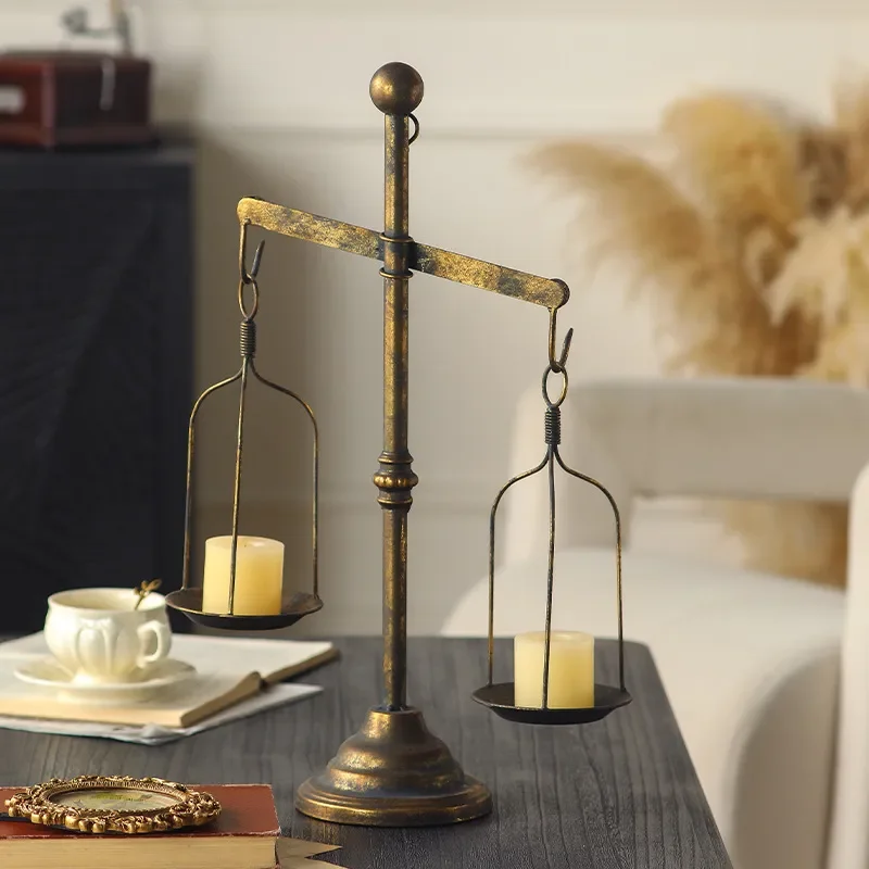 Vintage Medieval Candle Holder Libra Shape Metal Desktop Ornament for Home Studio Wedding Party Decor Creative Table