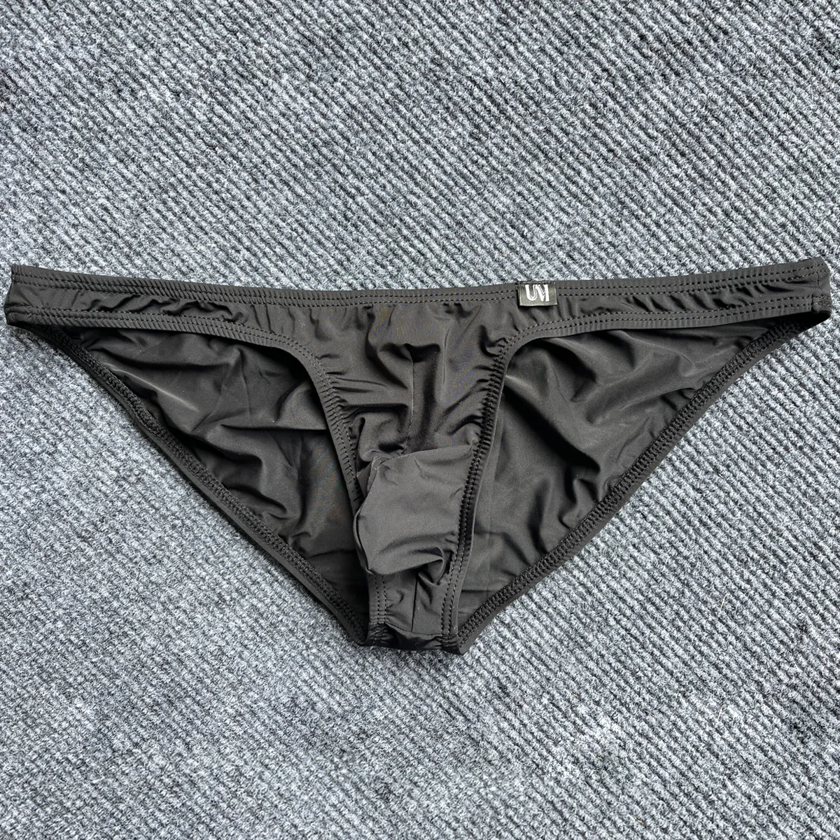 Upward penis pouch men sexy low waist Briefs cool silk tight underwear