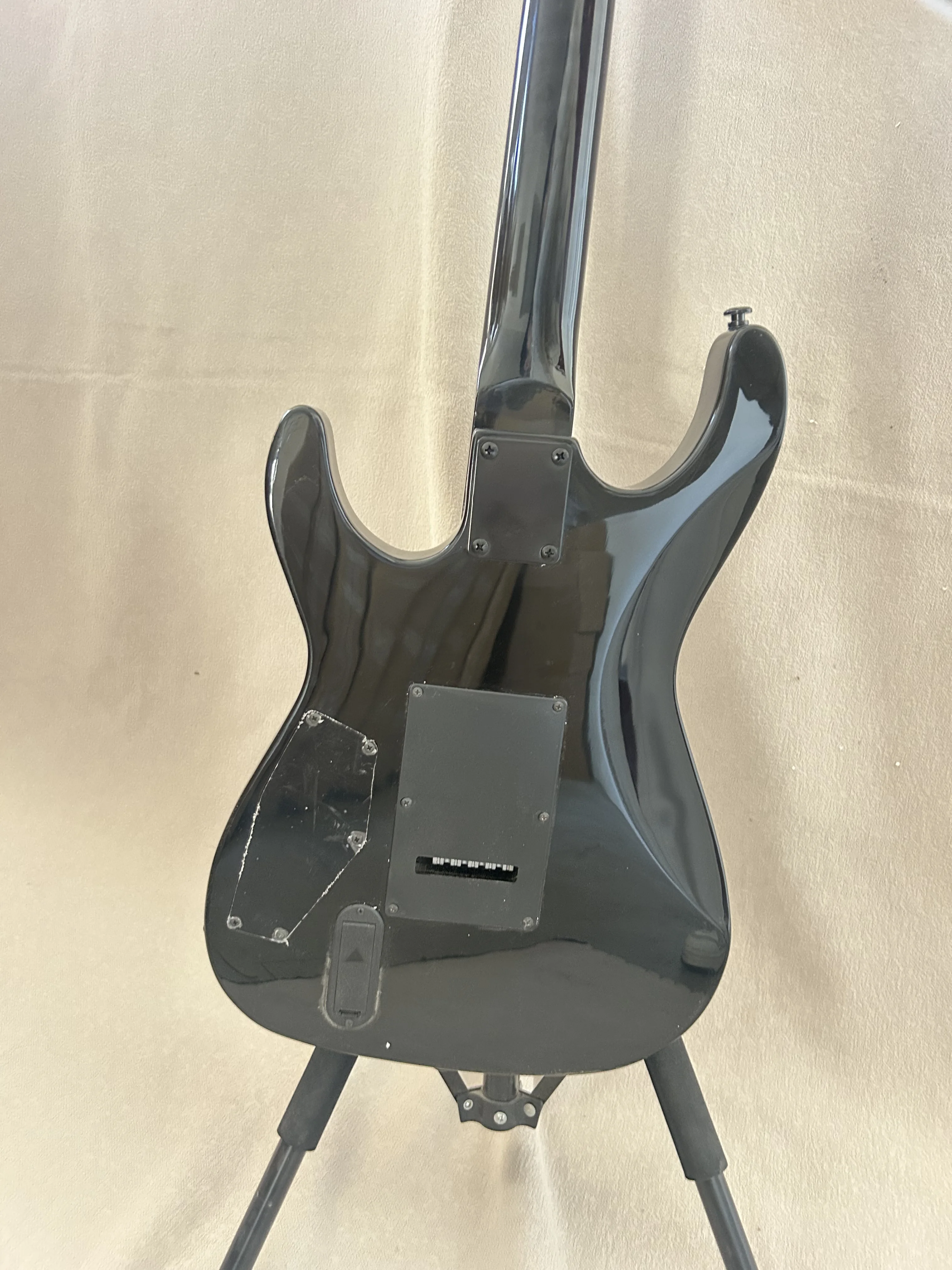 KH-WZ KIRK HAMMETT MODEL جيتار كهربائي EMG Active Pickup Floydrose Vibrato