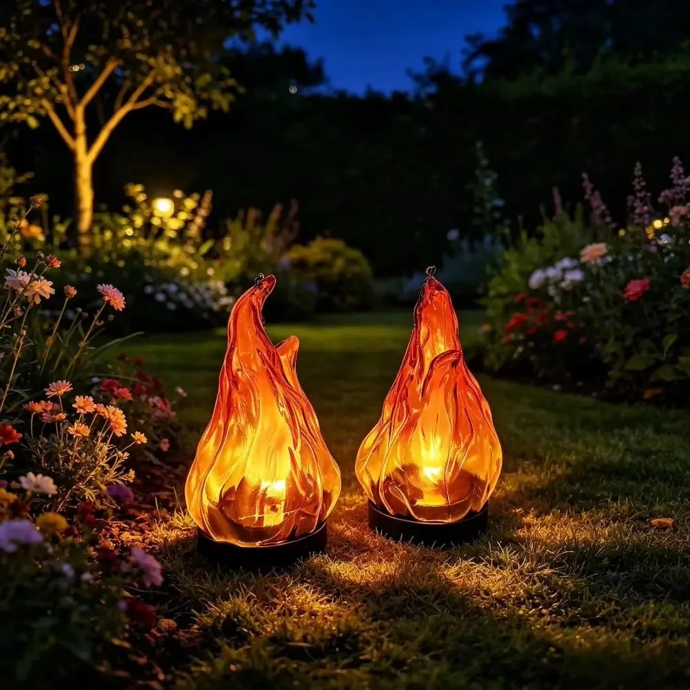 Solar Light Outdoor, Garden Lantern Plastic Hanging Chain Flame Shape for Yard Patio Path Lawn Courtyard Balcony Decor Gift