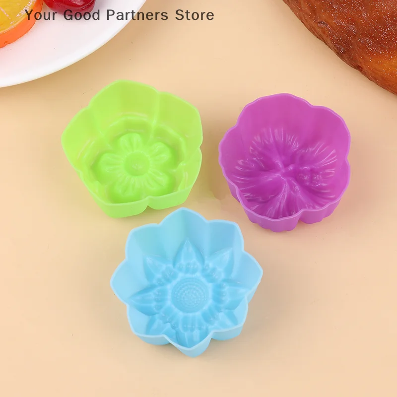 6Pcs Flower Silicone Mold DIY Handmade 3D Flower Ice Cube Soap Chocolate Plaster Candle Resin Mould Cake Baking Tool